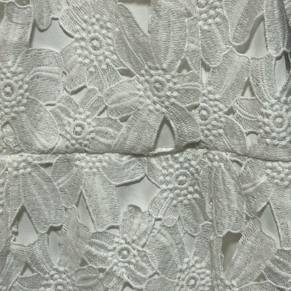 Astr White Floral Mini Dress - Picture 3 of 4